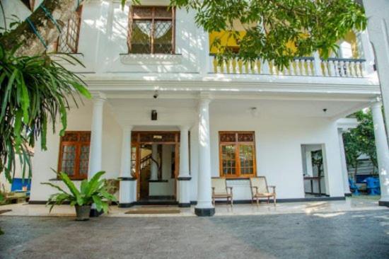 Blue Swan Inn Унаватуна Екстер'єр фото